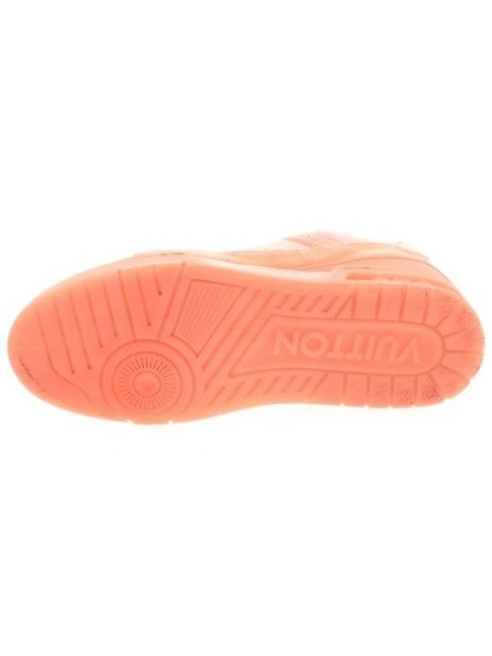 Louis Vuitton Sneakers Pink - Picture 3 of 10